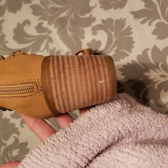 Jessica Simpson Heels - Picture 12 of 12